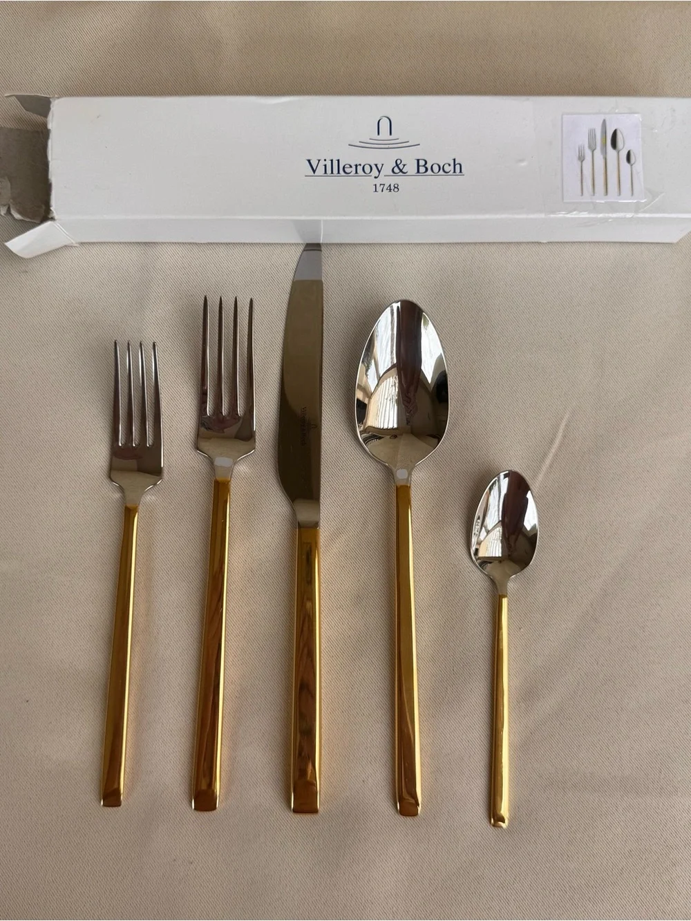 Villeroy & Boch  5-Piece Place Setting, Service for 1